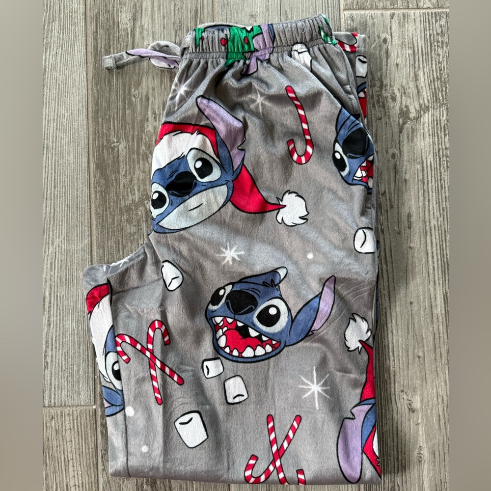 Men’s lounge Disney stitch Gray Pajama Bottoms Christmas hot coco Santa (medium)